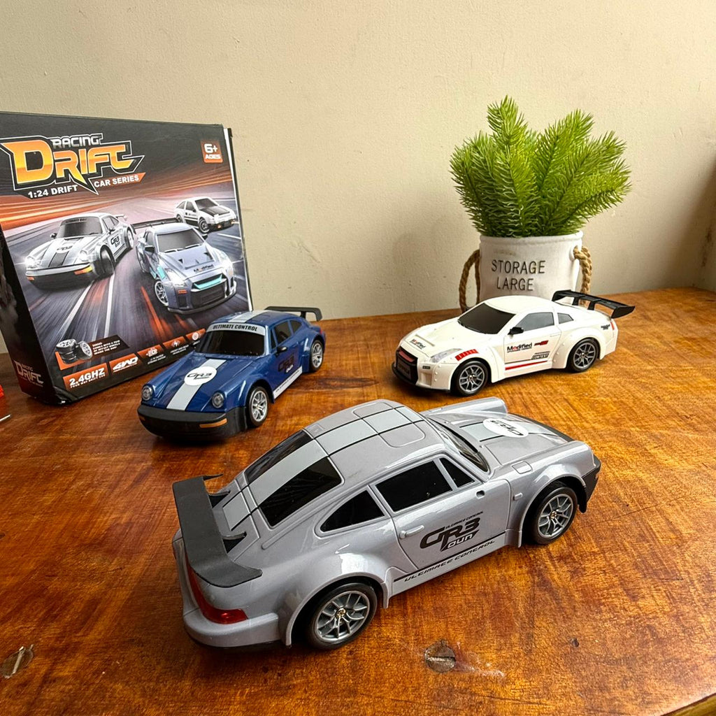 Vintage Porsche 911 RC car