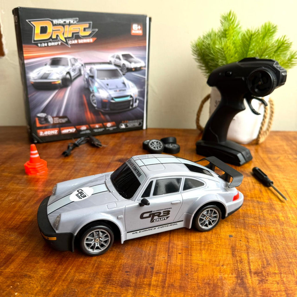 Vintage Porsche 911 RC car