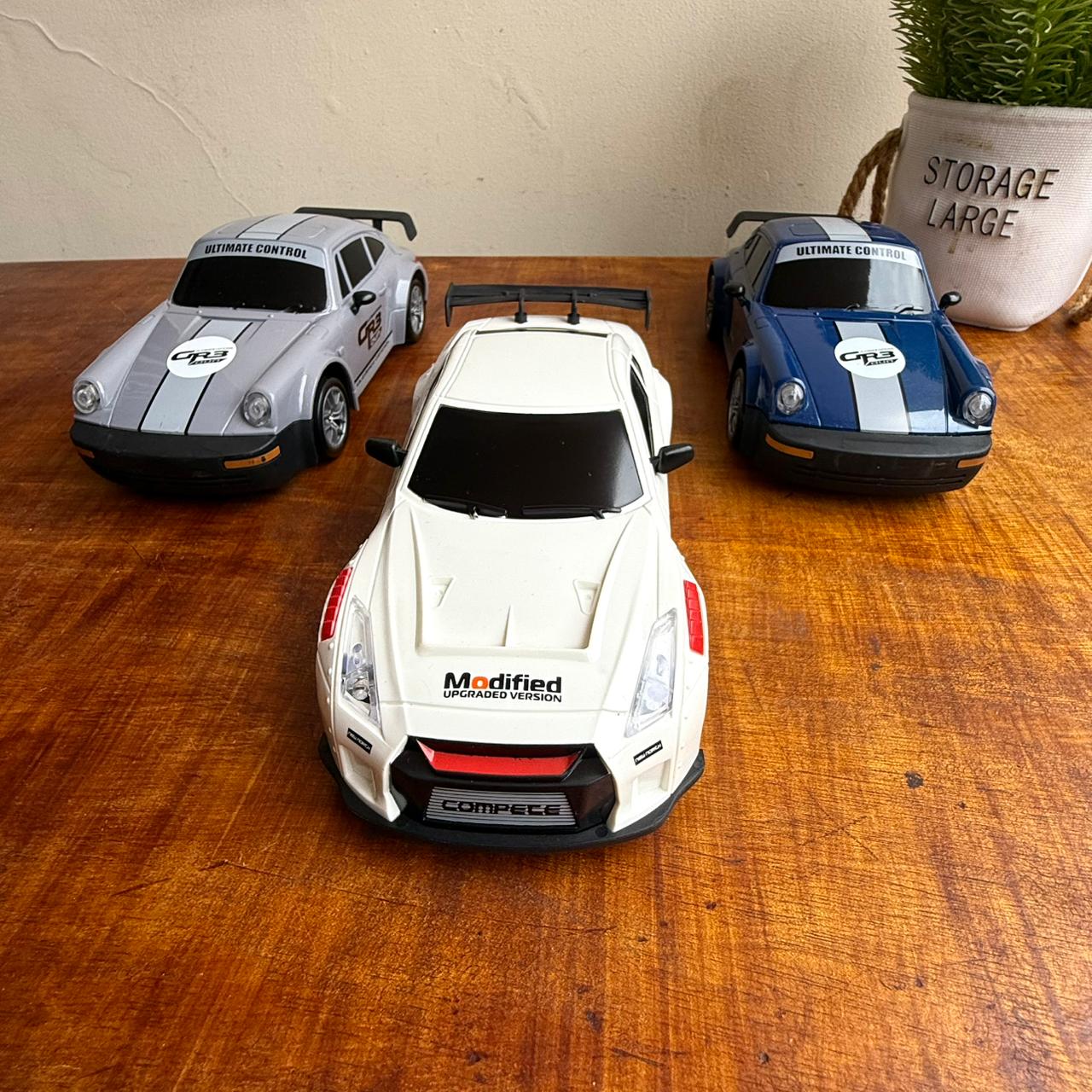 Vintage Porsche 911 RC car